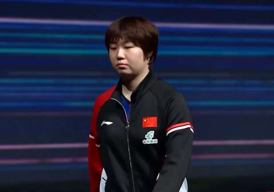 香港总决赛：蒯曼4-0早田希娜为何赢得如此轻松？速度+两条直线击溃对手！