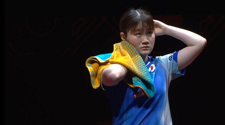 长崎美柚连扳三局，4-3伊藤美诚，爆大冷门，女单八强已出其六