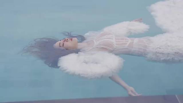 蔡依林48小时极限拍摄MV《Fish Love》震撼全场