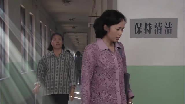 金婚：文丽嘴上支持工作，却哭哭啼啼说困难，厂长秒懂意思