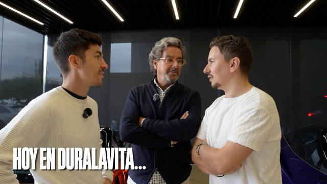 Maverick Vinales与Jorge Lorenzo造访全球顶尖的赛车博物馆（私人车库）