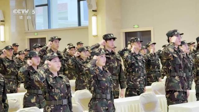 国家游泳队海南冬训启动，张雨霏领誓潘展乐金浩反兴奋剂宣誓