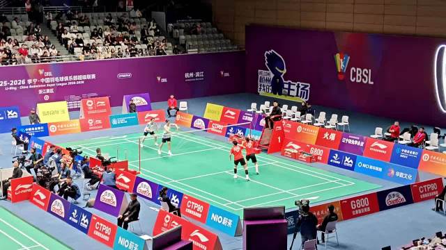 贾一凡李汶妹双杀谭宁陈芳卉，辽宁队羽超女双零封胜