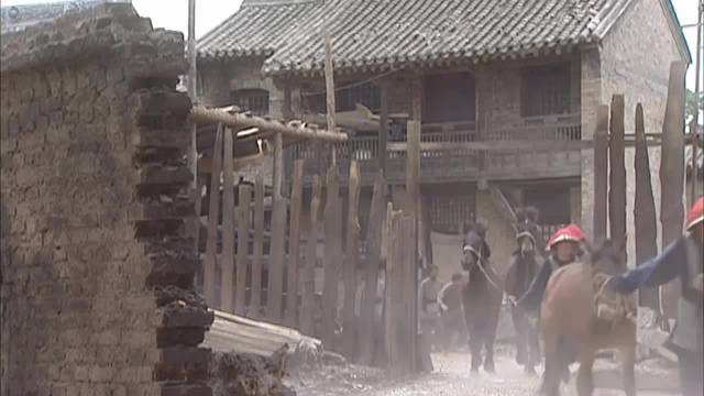 康熙王朝：官爷强征马税，村民苦不堪言！