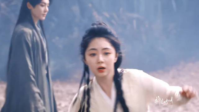 谭松韵侯明昊主演《逍遥》定档12月17日，赵丽颖客串反派