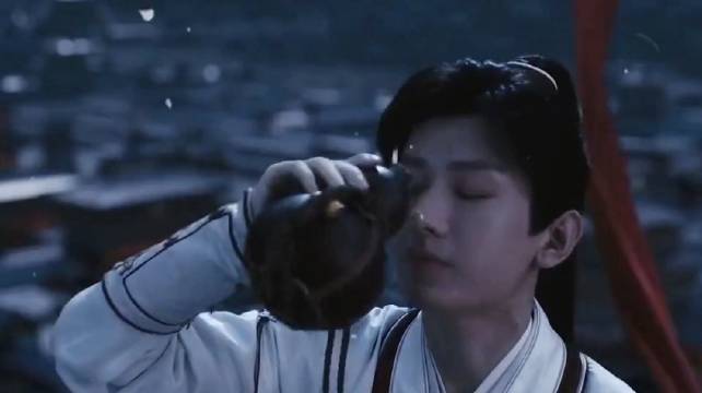 成毅《莲花楼》打戏亲上阵被赞戏疯子