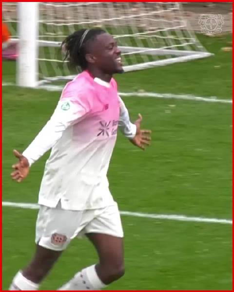 药厂11月最佳进球揭晓，门萨倒挂金钩当选