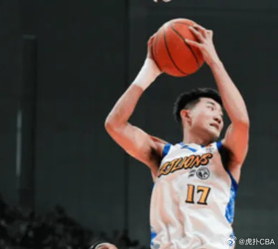 浙江广厦男篮新赛季出征仪式在杭州举行