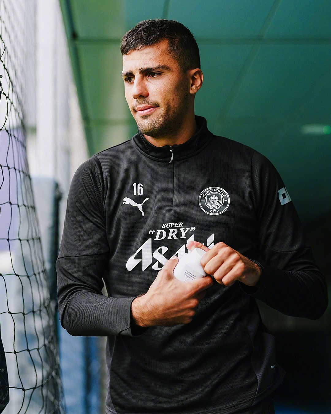 科洛·图雷透露罗德里康复顺利，斯通斯伤情无碍，瓜帅将回归指挥