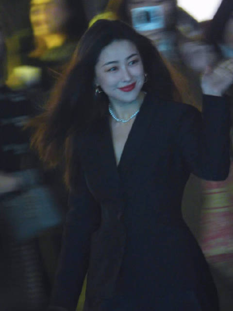 明艳大美女 说的就是朱珠 气质太好了吧 朱珠迪奥