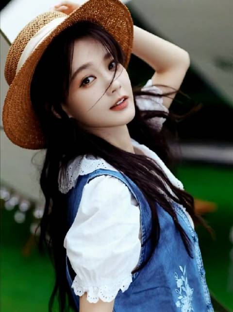 李一桐谈SM星探挖掘经历，从黄蓉到孟钰解锁多面角色