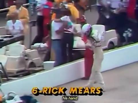 1981年印地赛车甲醇起火事件促安全改革