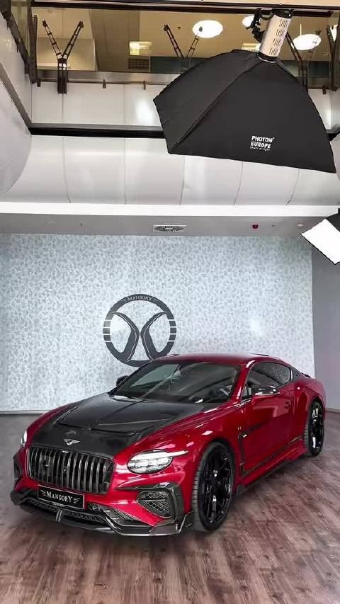 宾利回应碳纤维与性能质疑