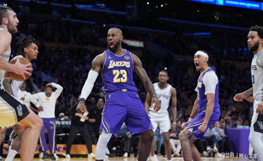 詹姆斯空砍19+15赛后不满，东契奇直言球队被打爆