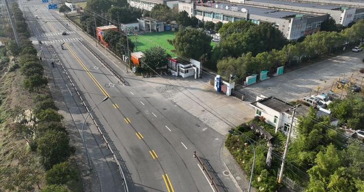 停车别“任性”，扬州两处货车专用停车场已投入使用