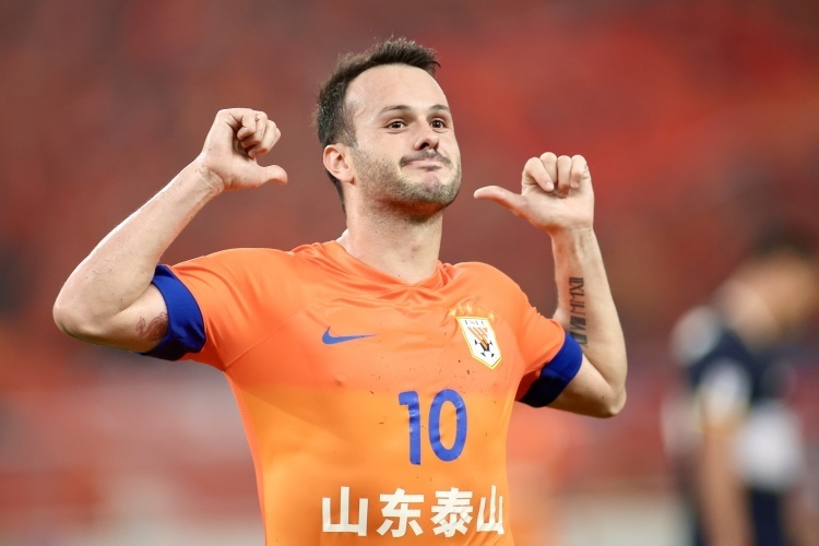 2025赛季中超最佳球员！卡扎伊什维利当选，30场轰27球连刷纪录