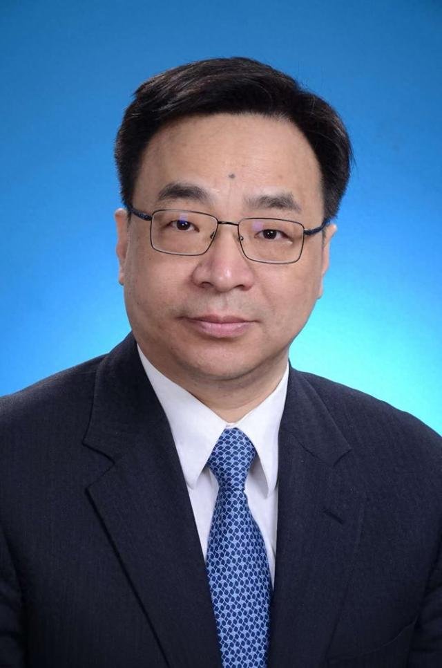 中国驻科摩罗大使黄铮（中国驻科摩罗使馆供图）