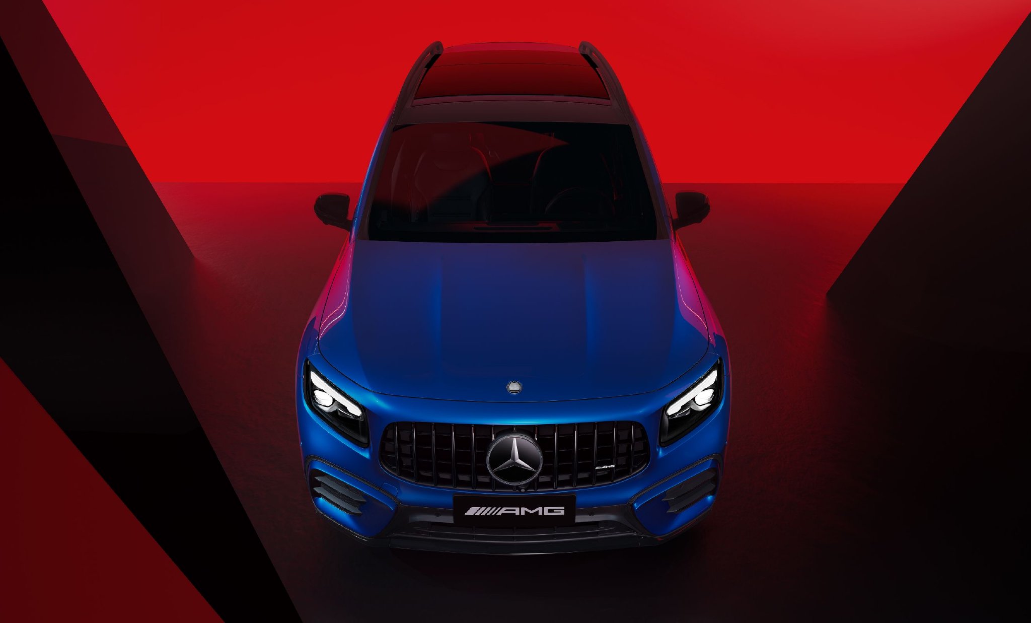 新款奔驰GLB AMG上市 售价46.91万元 标配智能领航辅助Plus