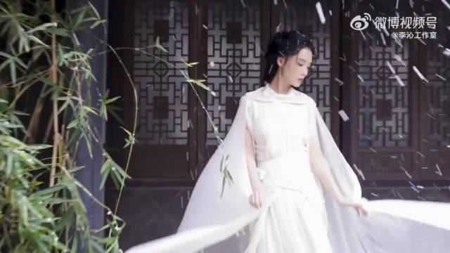 李沁如果出演小龙女的话太合适太绝了吧！绝对可以超越之前版本！