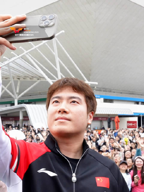 一起回顾梁靖崑见面会精彩瞬间