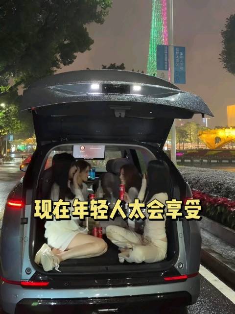 现在的年轻人买车主打一个享受！大v聊车