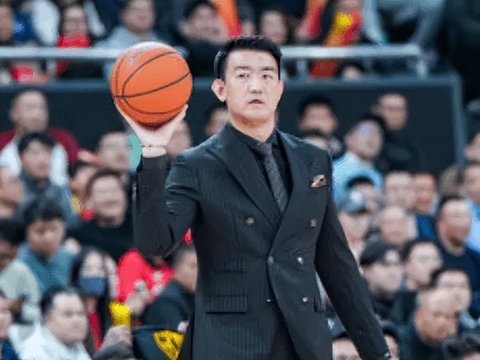 胜山西发布会！王博不满防守松懈，评价外援未给高分，布朗谈总结