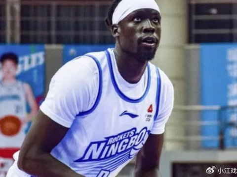 北京首钢队1胜3负，许利民谈奥莫特问题，同曦队主教练下课