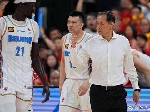 CBA最新消息！北京首钢更换外援，刘炜被喊下课