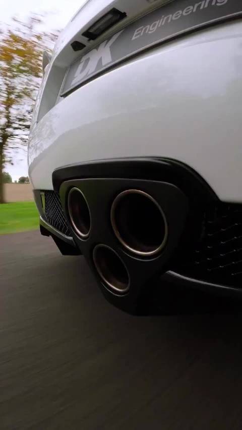 LFA的V10音浪，雷克萨斯历史上最好听的声音没跑了吧？