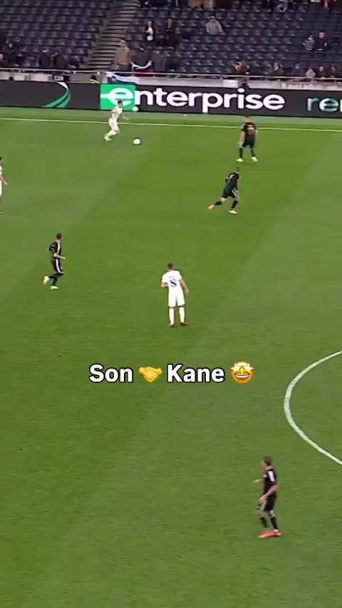 热刺时期的孙兴慜喂饼凯恩