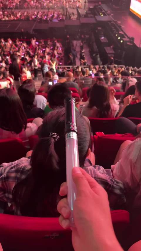 王心凌北京军训！据说内场都是霸总