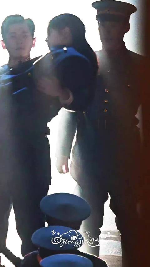 《玉簟秋》丞磊公主抱徐若晗路透，配上bgm有鬼怪那味儿了