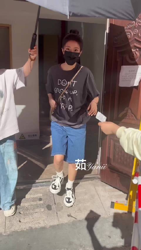 若晗我想你了 这是我们第一次见面徐若晗玉簟秋徐若晗红尘四合