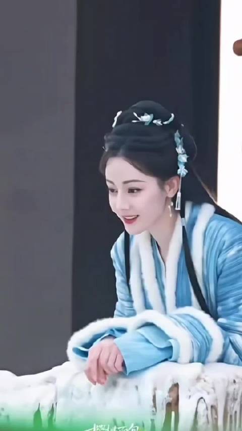 迪丽热巴《慕胥辞》封神！ 贺思慕=四百年疯批鬼王+娇软伪装者 期待早日见面啊