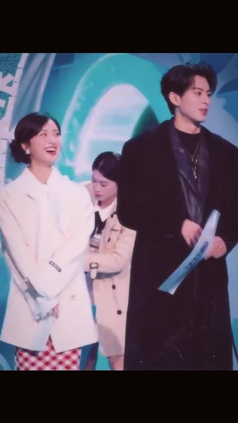 王鹤棣亮相你好星期六，颜值惊艳引关注