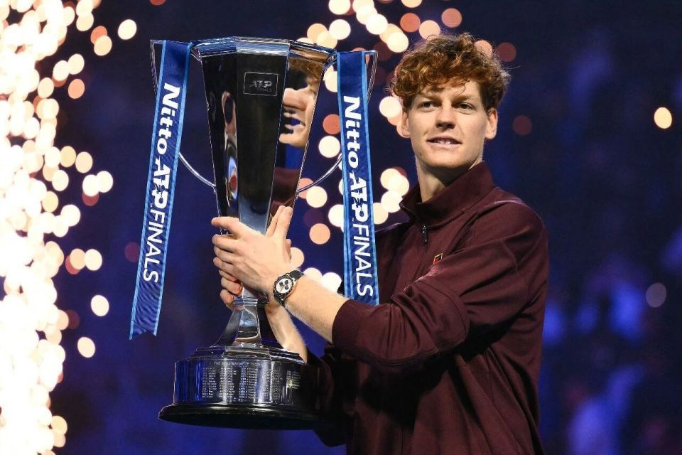 辛纳三连冠“人气王”，阿尔卡拉斯狂揽三奖