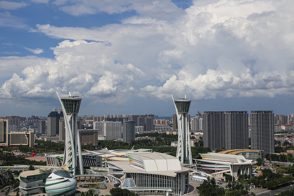 山东省潍坊市市区俯瞰  视觉中国 资料图