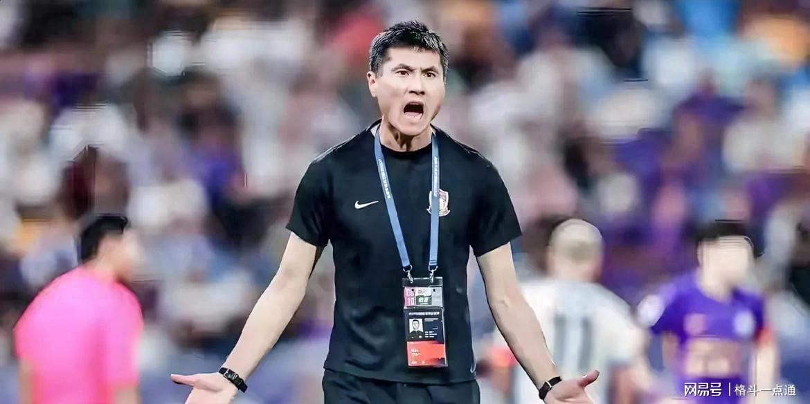 一场1-2！让邵佳一脸都绿了，国足锋无力彻底没救了！