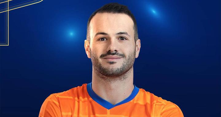 时隔六年重新回归线下，2025中国足球职业联赛颁奖在上海举行