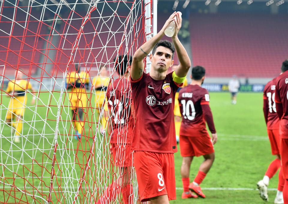 祝福！34岁奥斯卡决定退役 上月突发晕厥送医 曾在海港8年赚16亿