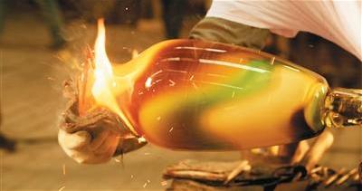 炉火不息 琉光万里