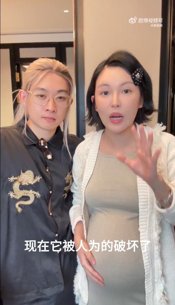 网红张凯毅回应质疑：我们不想去指责一个孩子，但没办法接受“孩子小所以没错”“是展品摆的不对”这种说法