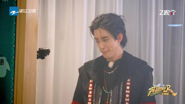 宋雨琦反问敖瑞鹏臭味相投引全场爆笑