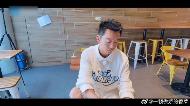 宋雨琦粉笔被周深找到，全员都来搞破坏，光脚不怕穿鞋的