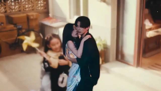 《双轨》前六集剧情解析，靳朝先动心细节曝光