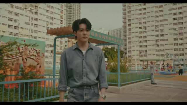 曾舜晞MV三部曲埋彩蛋，从《夏日戏剧》到《吻你吻上太空》完成闭环浪漫