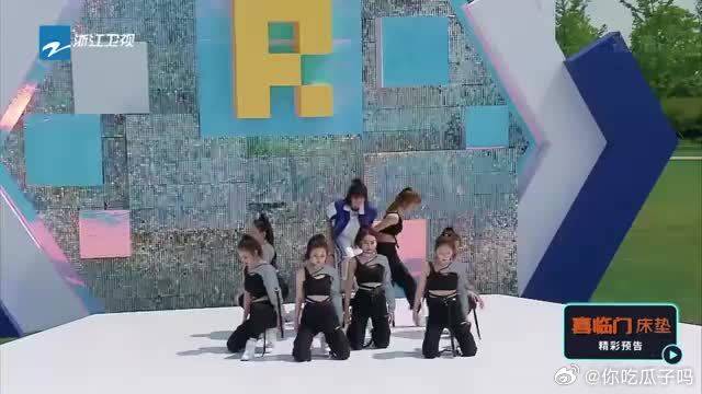 宋雨琦带来新专辑，“烟嗓软妹”人美舞蹈更美，太飒了