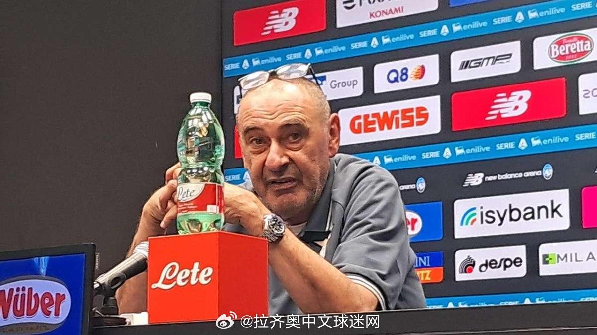 萨里怒斥裁判红牌判罚草率，称扎卡尼未完全碰到对手