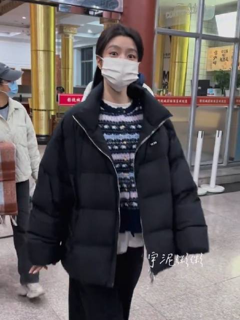 徐若晗12.14玉簟秋上班出妆路透