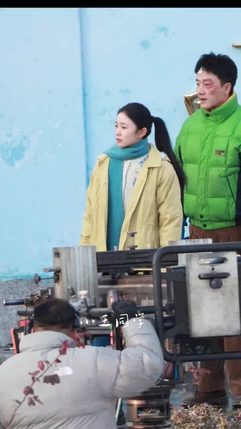 黄轩刘浩存美顺与长生路透，怎么鼻青脸肿的谁把你俩打成这样了哈哈哈